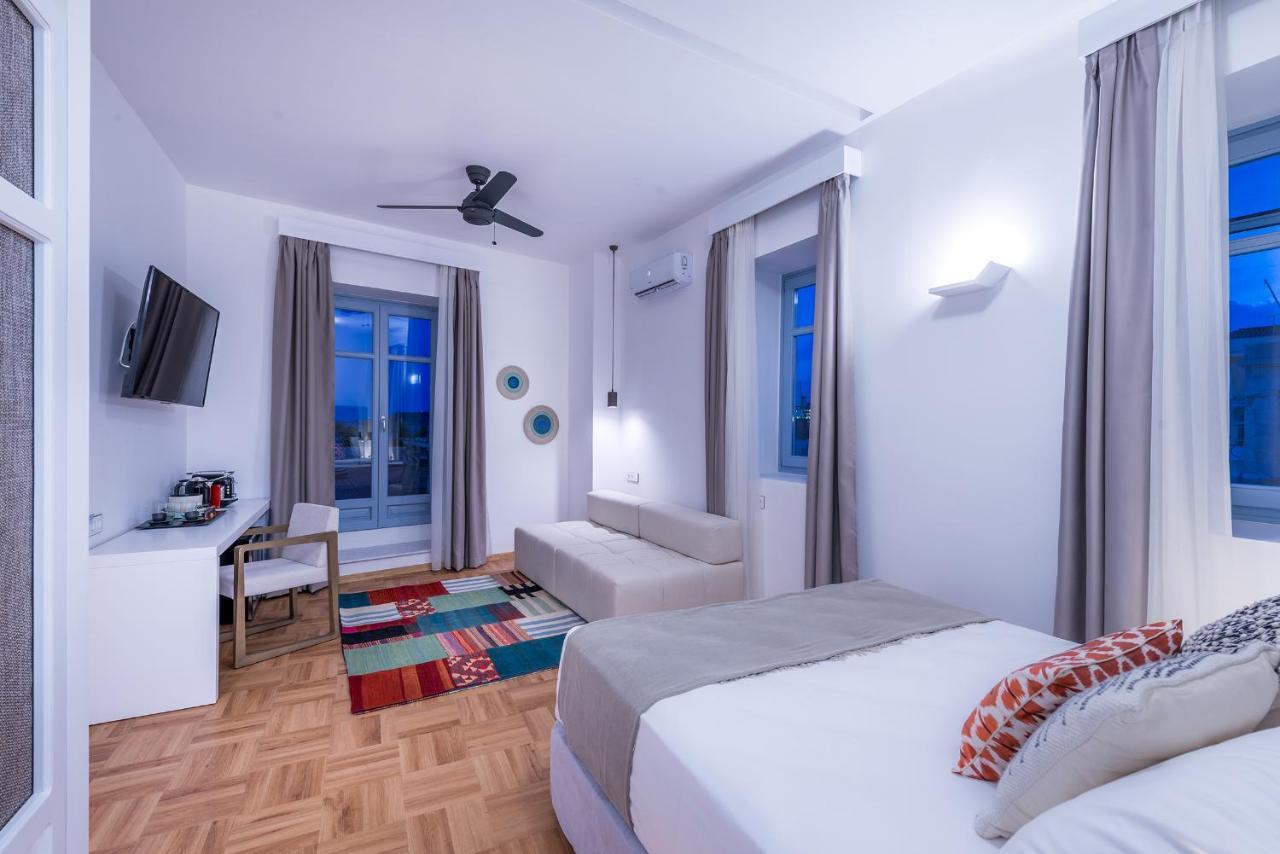 Shapes Luxury Suites Ermoúpoli Eksteriør bilde