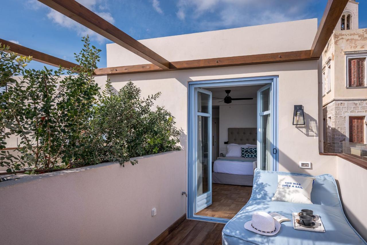 Shapes Luxury Suites Ermoúpoli Eksteriør bilde