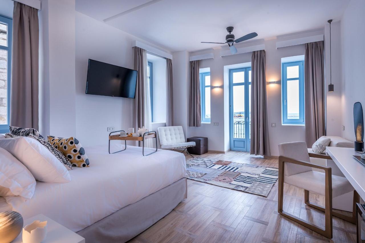 Shapes Luxury Suites Ermoúpoli Eksteriør bilde