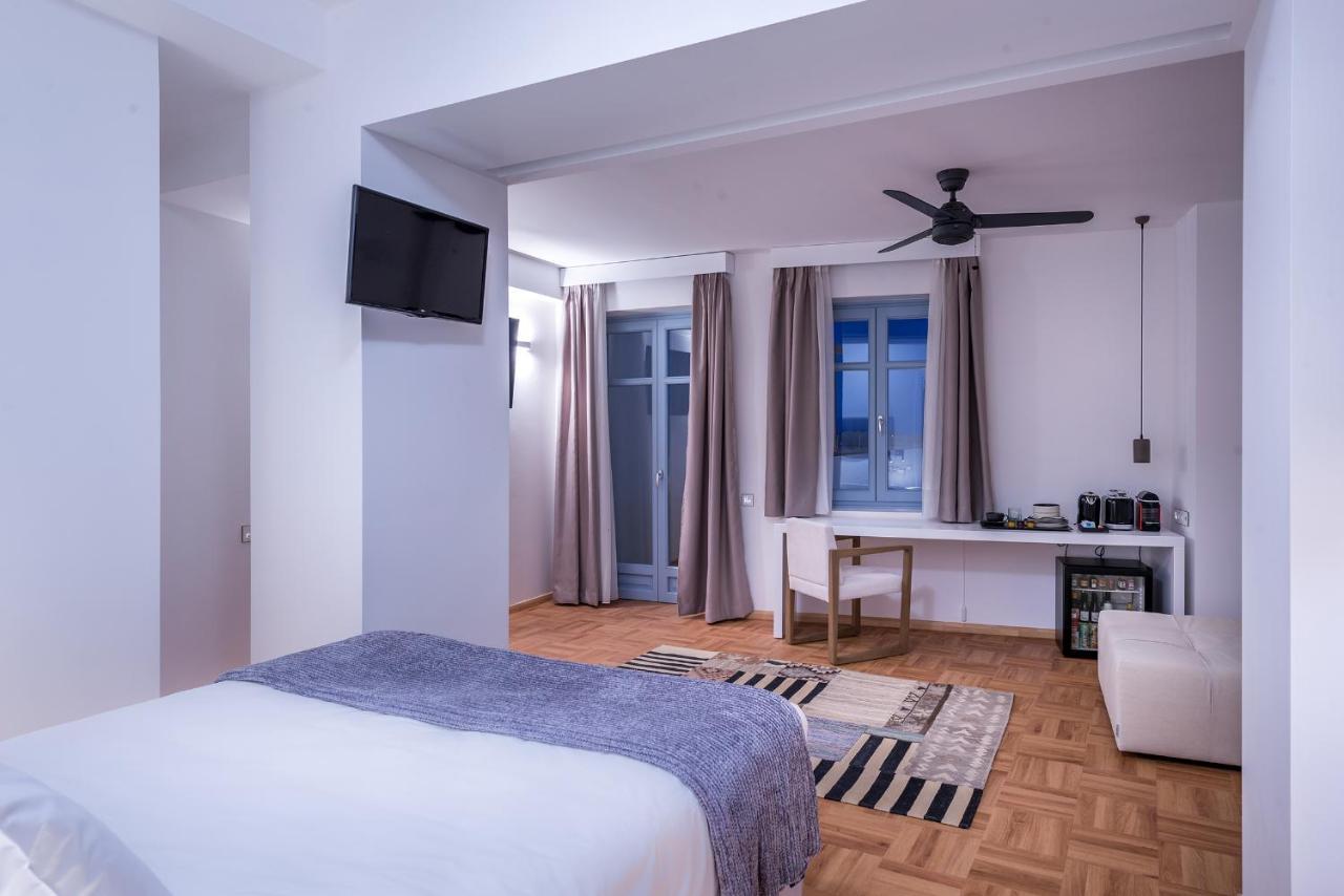 Shapes Luxury Suites Ermoúpoli Eksteriør bilde