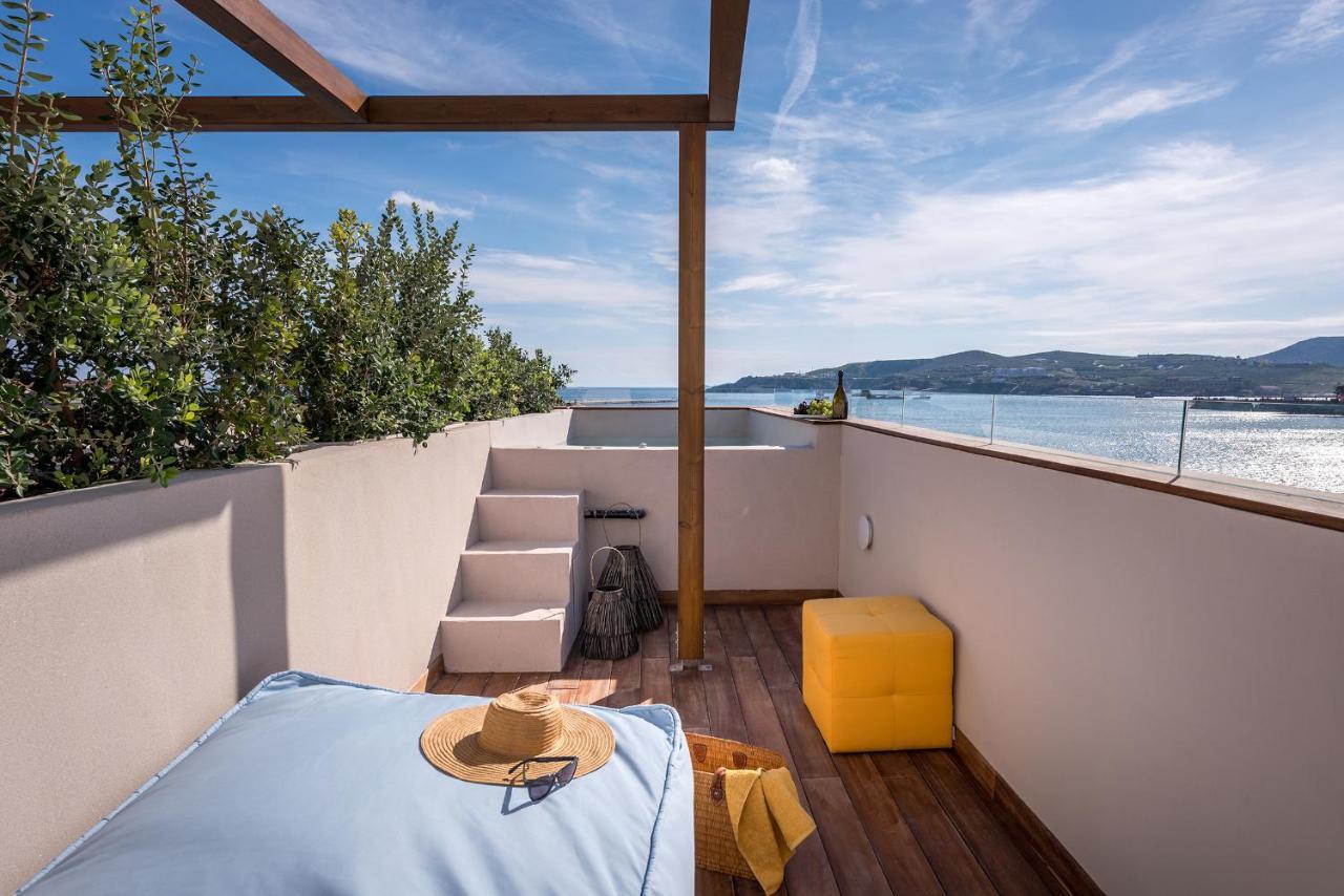 Shapes Luxury Suites Ermoúpoli Eksteriør bilde